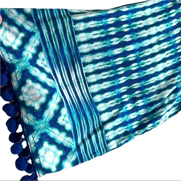 Ruby Rd Boho Blue and white multipattern Tunic. Size M - Picture 2 of 6